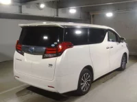 Toyota ALPHARD лот № 135 оценка 3.5  с аукциона в Японии 1