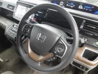 Honda STEP WAGON лот № 33116 оценка 4  с аукциона в Японии 6