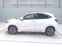 Honda VEZEL лот № 30010 оценка 4  с аукциона в Японии 3