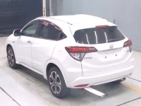 Honda VEZEL лот № 30010 оценка 4  с аукциона в Японии 5