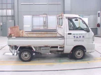 Daihatsu HIJET TRUCK лот № 30013 оценка 3.5  с аукциона в Японии 2