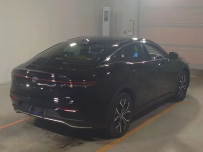 Toyota CROWN CROSSOVER