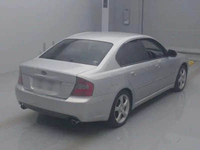 Subaru LEGACY B4  с аукциона в Японии