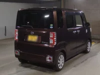 Daihatsu WAKE лот № 3086 оценка 3  с аукциона в Японии 1