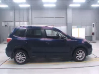 Subaru FORESTER лот № 30015 оценка 3.5  с аукциона в Японии 2
