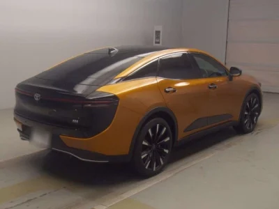 Toyota CROWN CROSSOVER