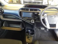 Toyota AQUA лот № 30018 оценка 3.5  с аукциона в Японии 8