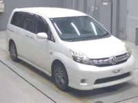 Toyota ISIS лот № 30017 оценка 3.5  с аукциона в Японии 4