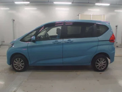 Honda FREED  с аукциона в Японии