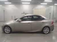 Lexus IS лот № 33129 оценка 4.5  с аукциона в Японии 3