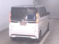 Nissan ROOX лот № 3001 оценка 3.5  с аукциона в Японии 3