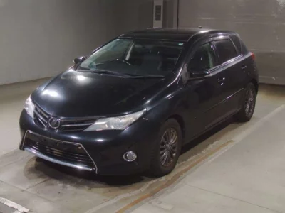 Toyota AURIS  с аукциона в Японии