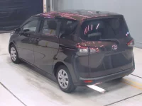 Toyota SIENTA лот № 30030 оценка 4  с аукциона в Японии 5