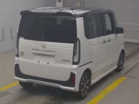 Honda N BOX лот № 3062 оценка 5  с аукциона в Японии 1