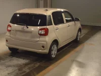 Toyota PASSO лот № 2133 оценка 4.5  с аукциона в Японии 1