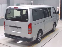 Toyota REGIUS ACE VAN лот № 30040 оценка 3.5  с аукциона в Японии 1