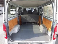 Toyota REGIUS ACE VAN лот № 30040 оценка 3.5  с аукциона в Японии 9