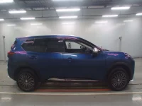 Nissan X-TRAIL лот № 36129 оценка 4.5  с аукциона в Японии 2