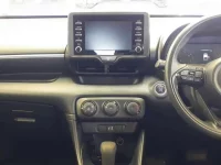 Toyota YARIS лот № 30046 оценка 4.5  с аукциона в Японии 8