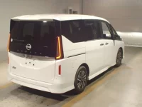 Nissan SERENA лот № 2145 оценка 4  с аукциона в Японии 1