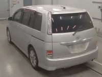 Toyota ISIS лот № 10243 оценка 3.5  с аукциона в Японии 5