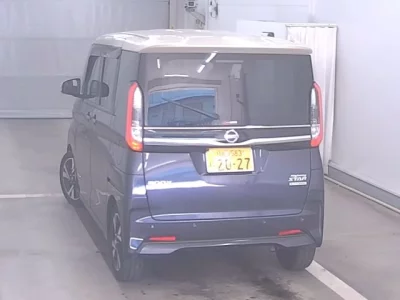 Nissan ROOX  с аукциона в Японии