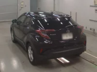 Toyota C-HR лот № 36137 оценка 3.5  с аукциона в Японии 5