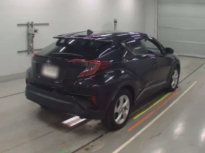 Toyota C-HR  с аукциона в Японии