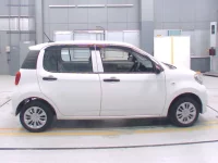 Toyota PASSO лот № 30054 оценка 4.5  с аукциона в Японии 2