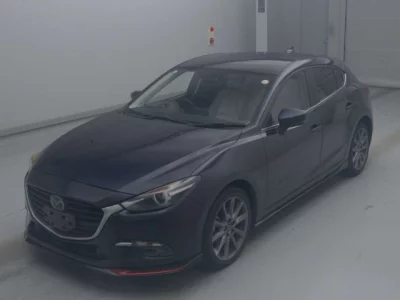 Mazda AXELA  с аукциона в Японии