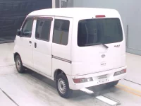 Daihatsu HIJET VAN лот № 30059 оценка 4  с аукциона в Японии 5