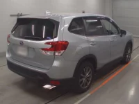 Subaru FORESTER лот № 90028 оценка 4  с аукциона в Японии 1