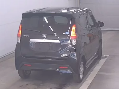 Nissan DAYZ  с аукциона в Японии