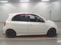 Nissan MARCH лот № 36148 оценка 4.5  с аукциона в Японии 2