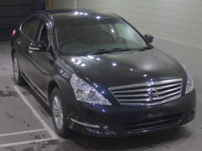 Nissan TEANA  с аукциона в Японии
