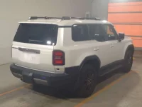Toyota LAND CRUISER лот № 2050 оценка 6  с аукциона в Японии 1