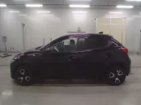 Mazda MAZDA2 лот № 36154 оценка 4  с аукциона в Японии 3