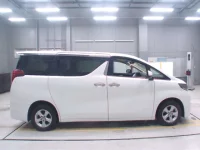 Toyota ALPHARD лот № 30072 оценка 4  с аукциона в Японии 2