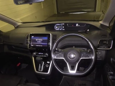 Nissan SERENA  с аукциона в Японии