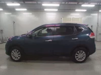 Nissan X-TRAIL лот № 30005 оценка R  с аукциона в Японии 3