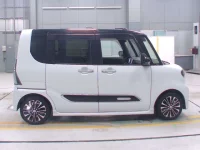 Daihatsu TANTO лот № 30082 оценка R  с аукциона в Японии 2