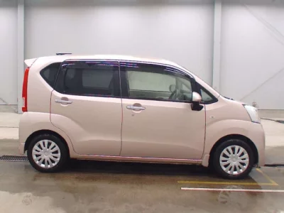 Subaru STELLA  с аукциона в Японии