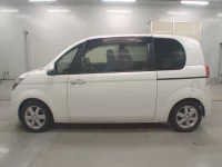 Toyota SPADE лот № 10305 оценка 4  с аукциона в Японии 3