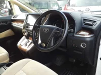 Toyota ALPHARD лот № 30084 оценка 4  с аукциона в Японии 6