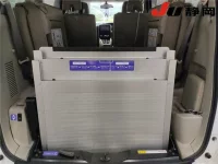 Nissan SERENA лот № 3502 оценка 3.5  с аукциона в Японии 8