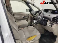 Nissan SERENA лот № 3502 оценка 3.5  с аукциона в Японии 2