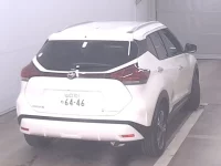 Nissan KICKS лот № 1005 оценка 5  с аукциона в Японии 3