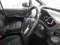 Toyota VOXY лот № 30012 оценка RA  с аукциона в Японии 6