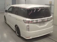 Nissan ELGRAND лот № 30013 оценка 3.5  с аукциона в Японии 5