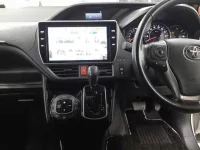 Toyota NOAH лот № 30016 оценка R  с аукциона в Японии 8